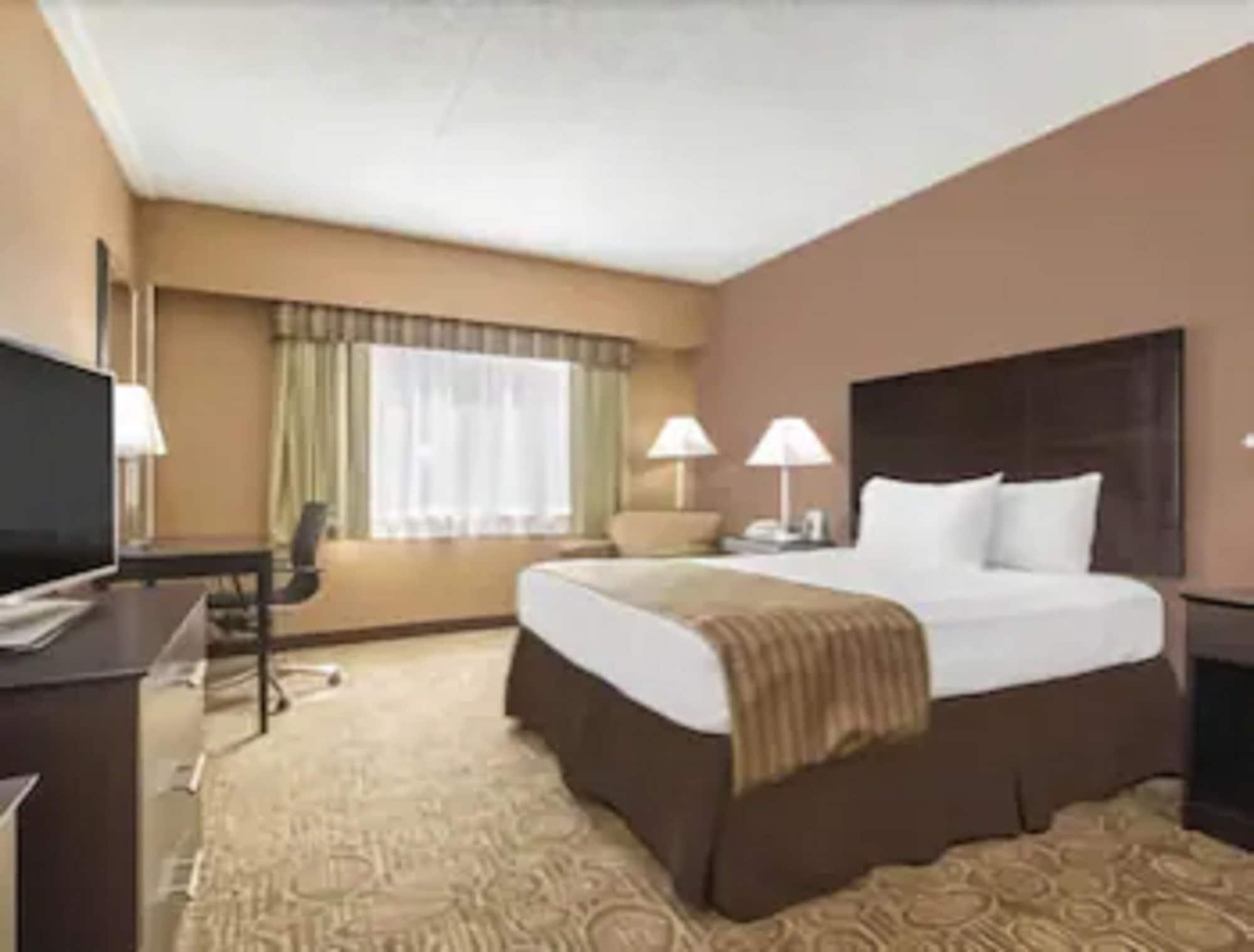 Ramada By Wyndham Paintsville Hotel & Conference Center מראה חיצוני תמונה